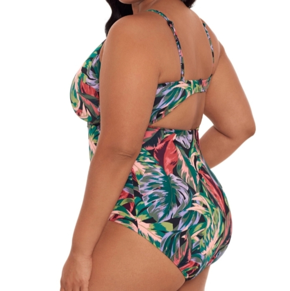 Time and Tru Women's Plus ○ ring one piece Swimsuit 🩱 NWT size 3X(24W-26W) - Picture 3 of 8